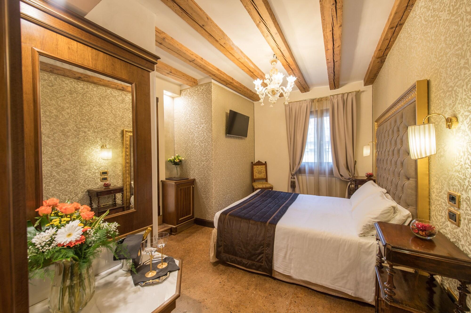 Palazzo Bembo - Exclusive Accommodation Venezia Esterno foto