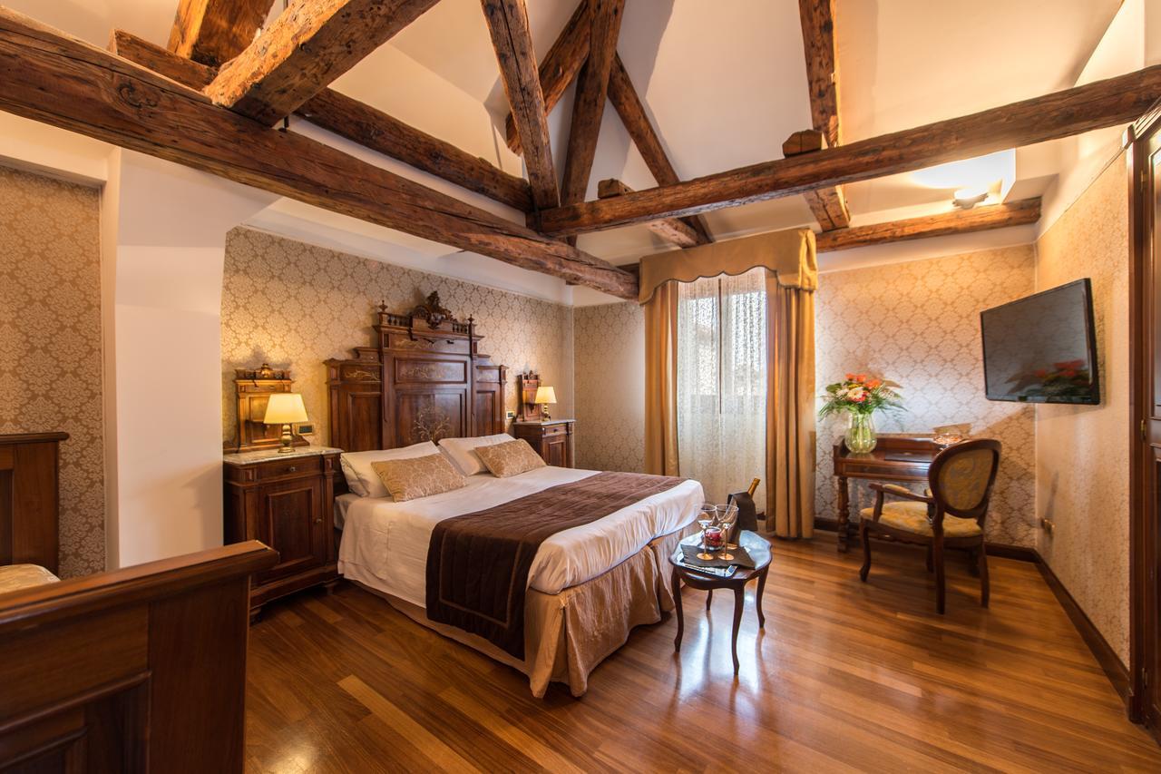 Palazzo Bembo - Exclusive Accommodation Venezia Esterno foto